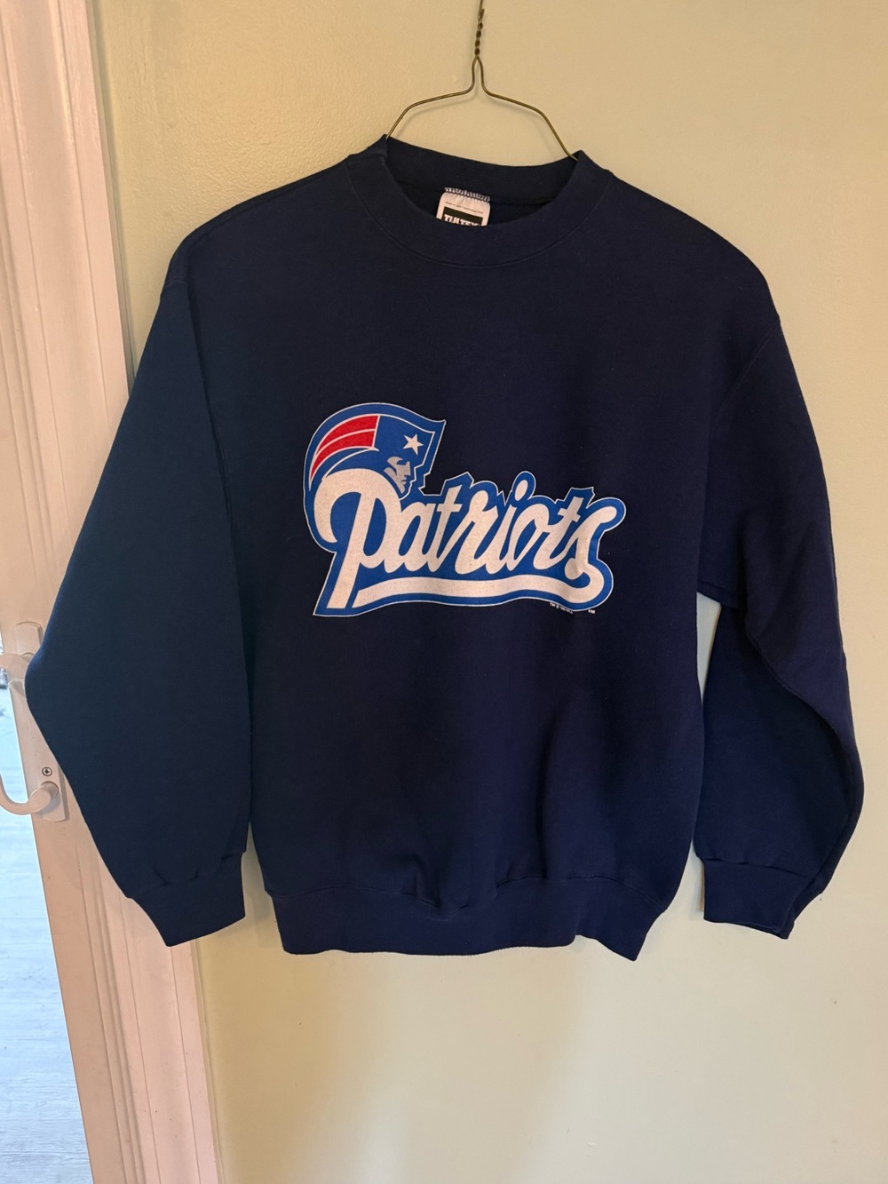 Vintage 90s New England Patriots Tultex Sweatshirt Crewneck Size L Made in USA